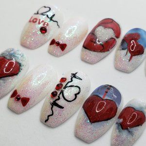 Press On Nails " LOVE "